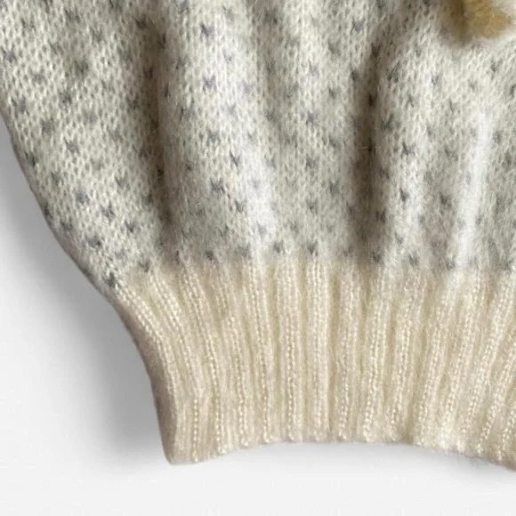 Vintage ivory & gray fuzzy ruffle neck sweater - Picture 4 of 8